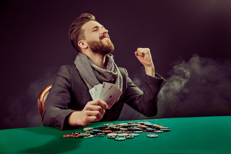 qq77bet featured game showcase